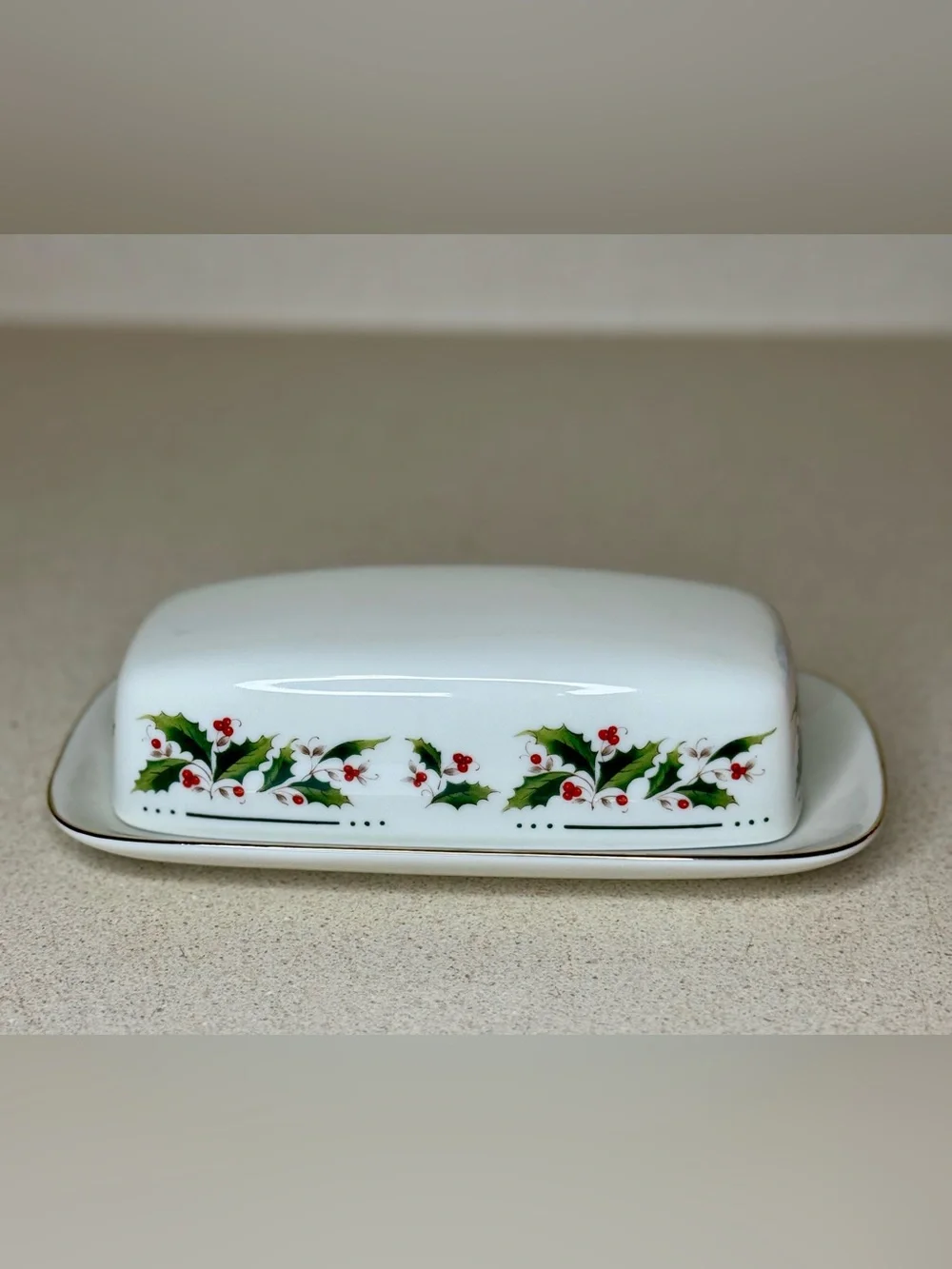 Vintage Holly Yuletide Porcelain Butter Dish – Made in Japan Christmas Pattern